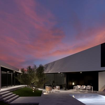Peak House 12